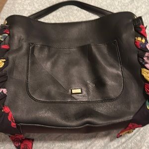 Betsey Johnson NWOT tote 11x9